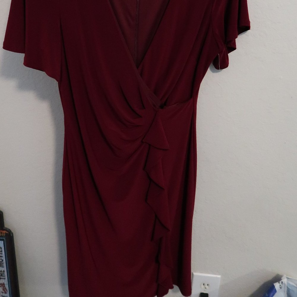 Red Wine Side Ruched Dress Size 10